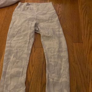 camo lululemon leggings